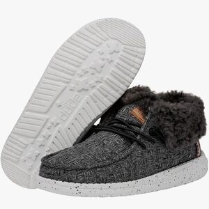 Hey Dude Wendy Black Fold Stitch Cozy Shoes Youth T (Little Girl) 1  New in Box!